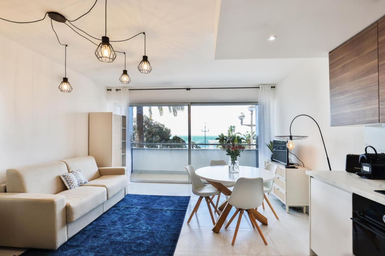 Appartement Incroyable Vue Mer, 2 Pieces Refait A Neuf Avec Piscine Sur Le Toit/ Wifi/ac